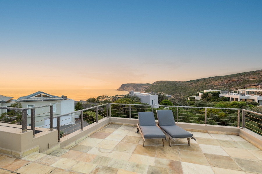 5 Bedroom Property for Sale in Whale Rock Beach Western Cape